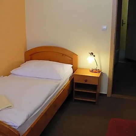 Ranc Motel 2*